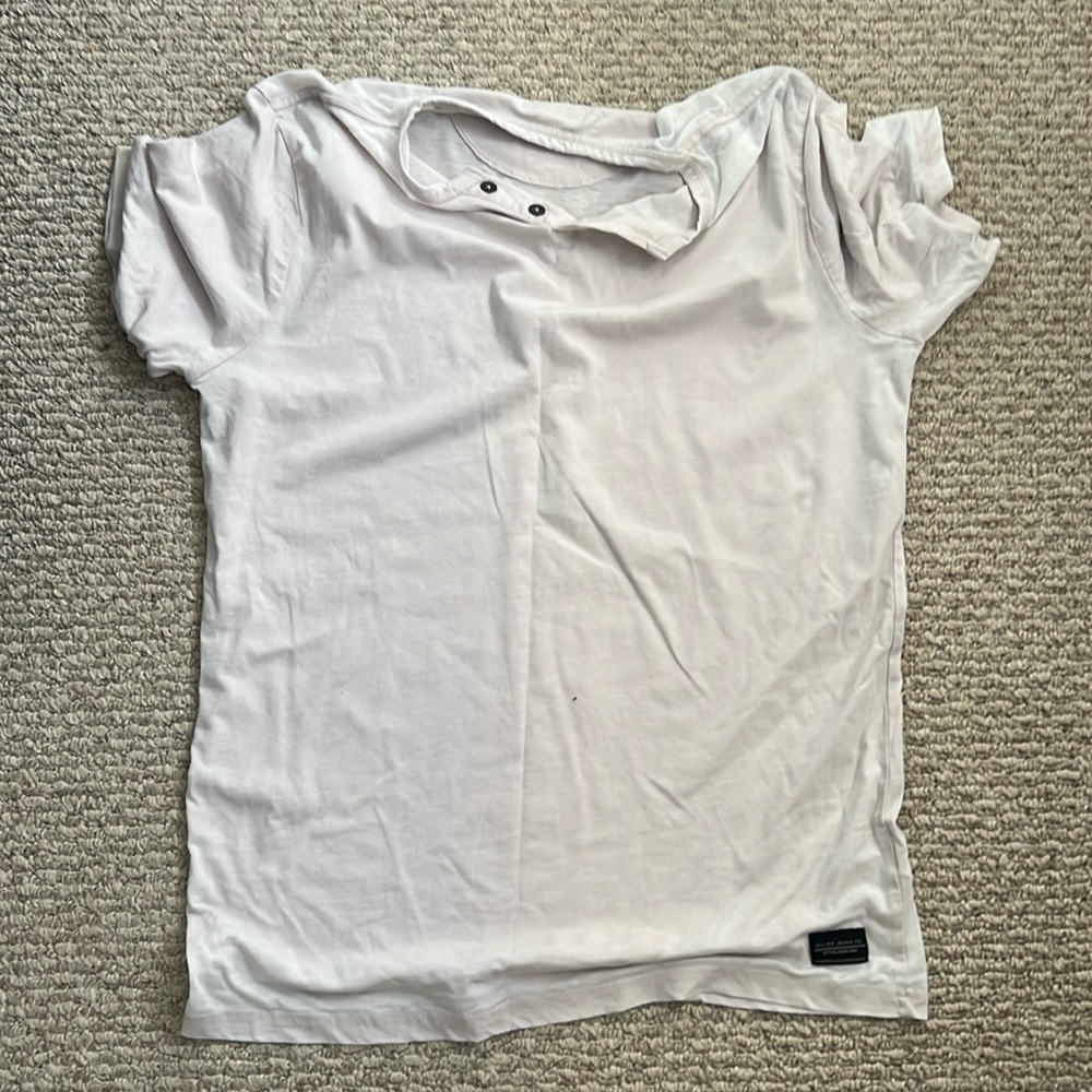 White tshirt